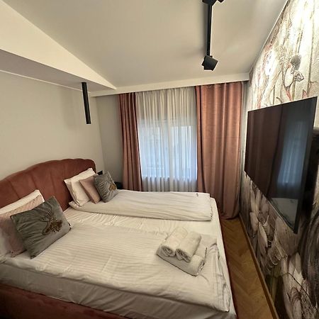 Apartamenty Sebastiana Krakow Bagian luar foto