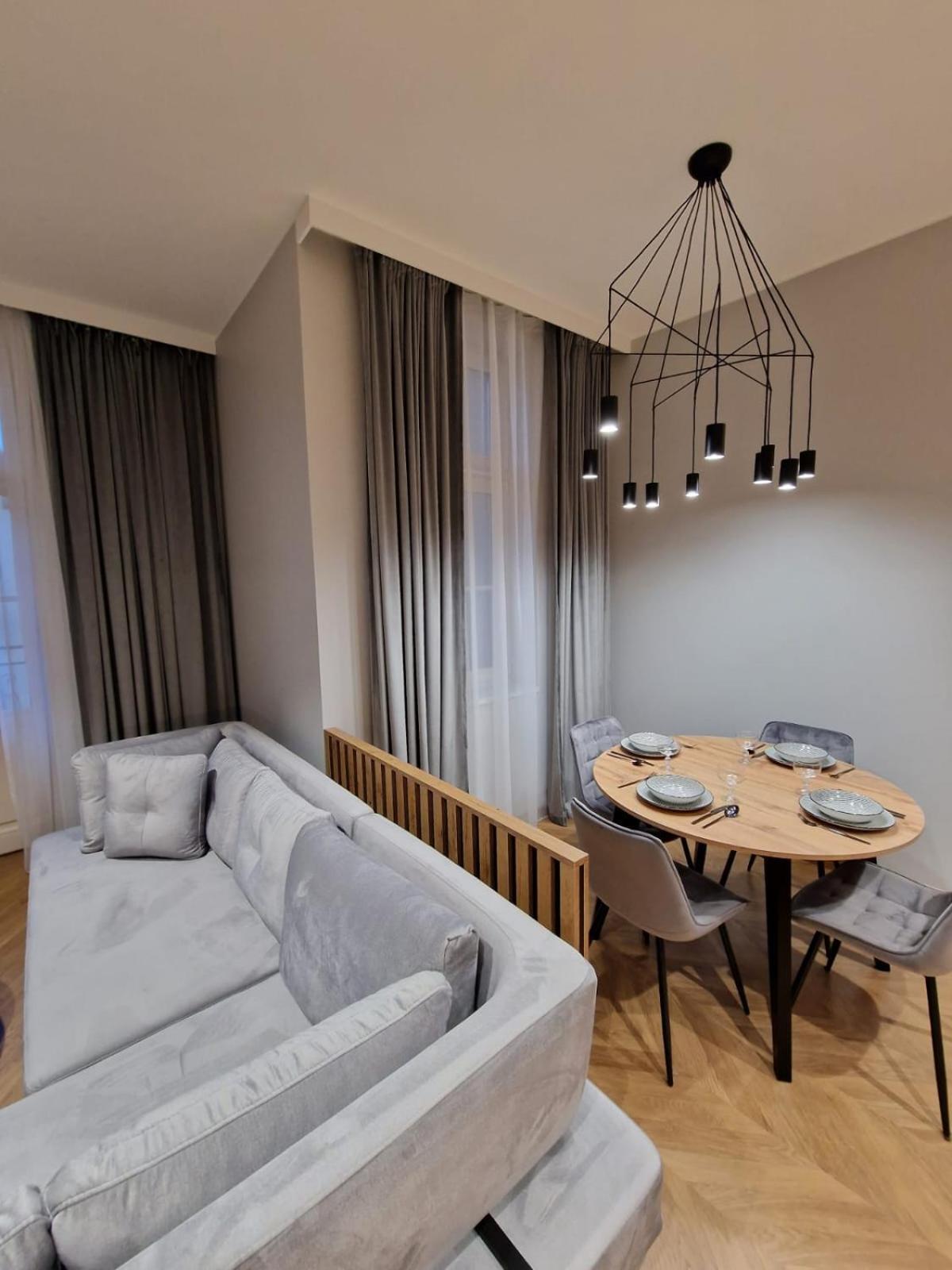 Apartamenty Sebastiana Krakow Bagian luar foto